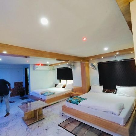 מלון Ayodhya The Maheshwari Residency מראה חיצוני תמונה