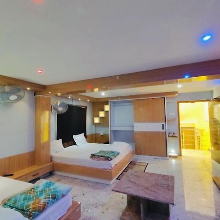 מלון Ayodhya The Maheshwari Residency מראה חיצוני תמונה