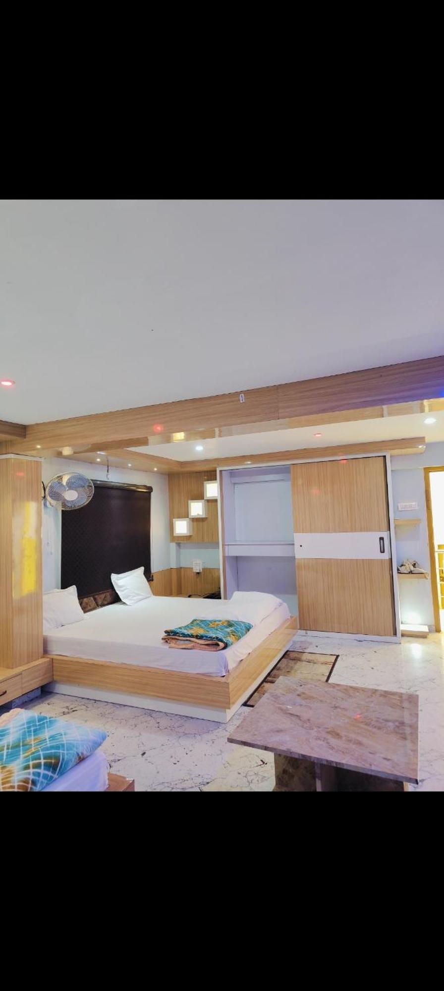 מלון Ayodhya The Maheshwari Residency מראה חיצוני תמונה